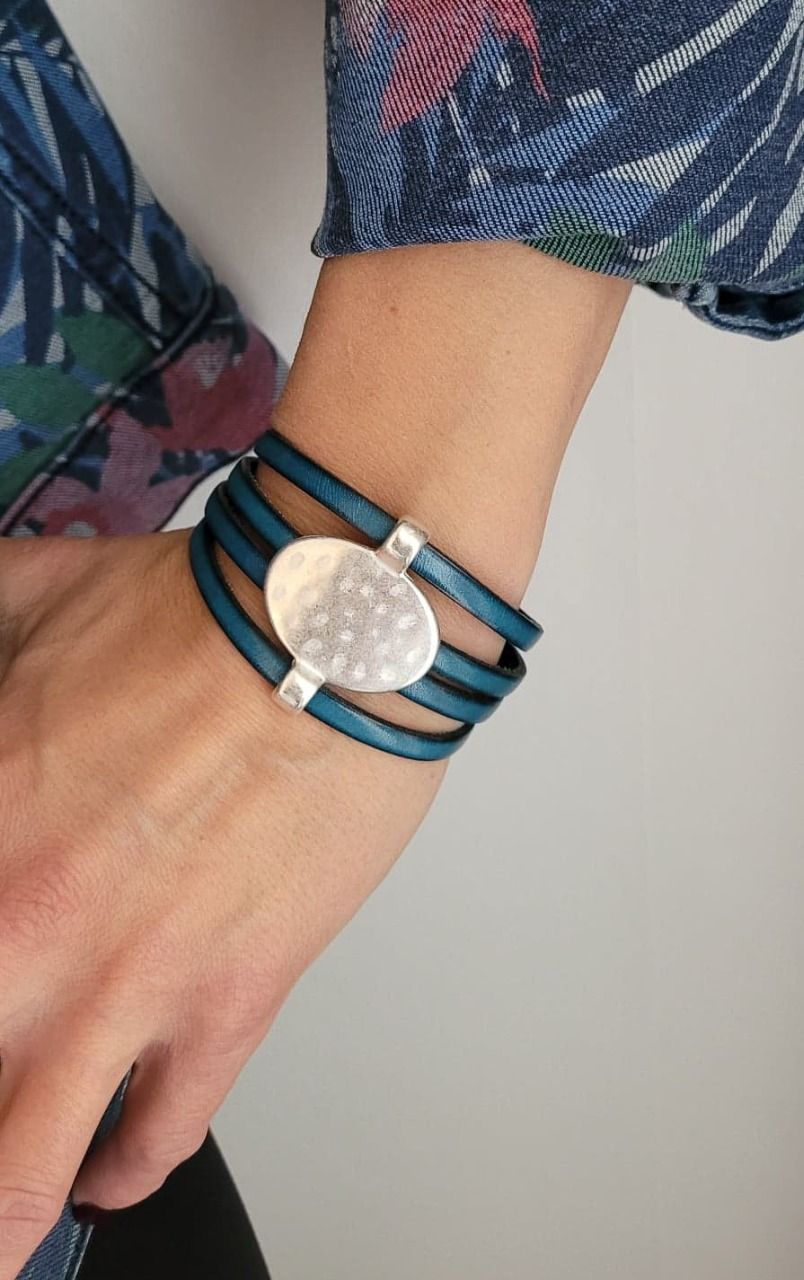 bracelet cuir design bleu pour femme
